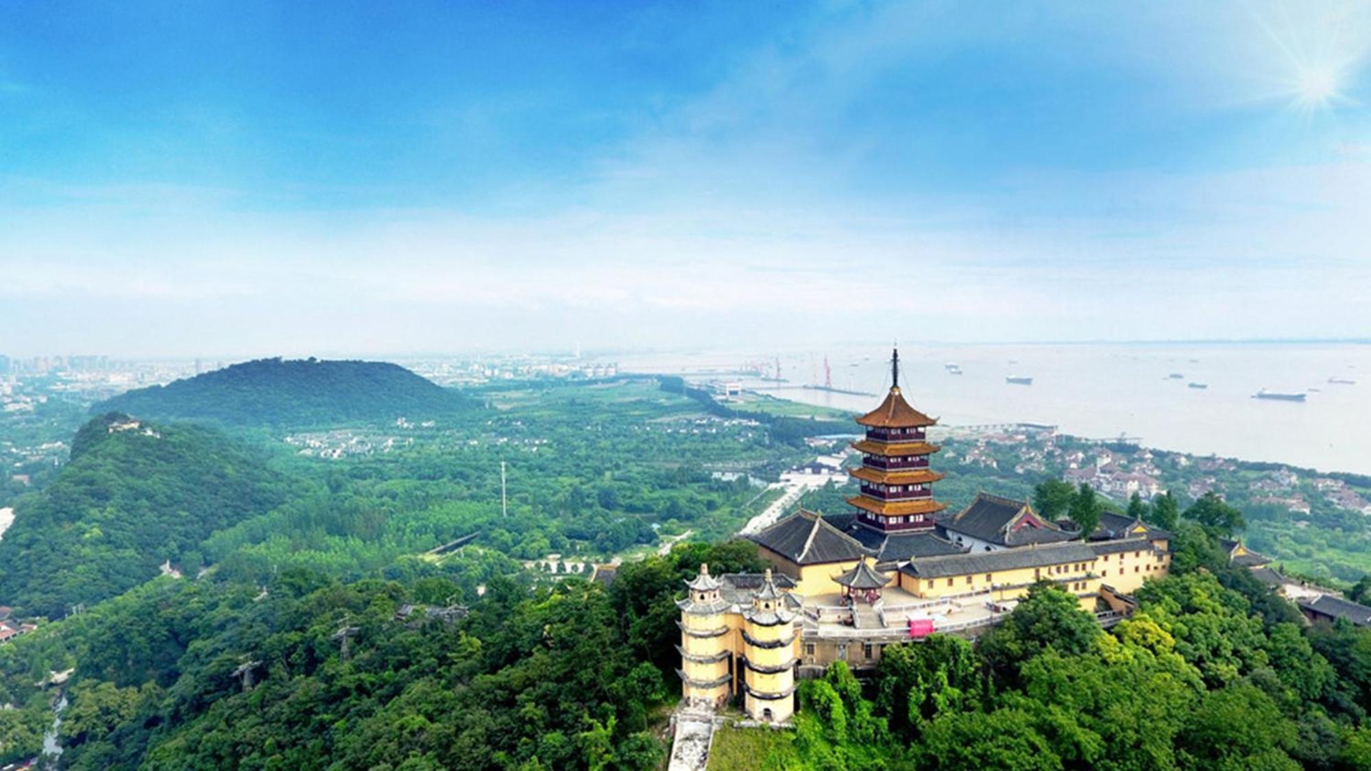 Intercontinental Nantong By Ihg-Best View Of Yangtze Exterior photo