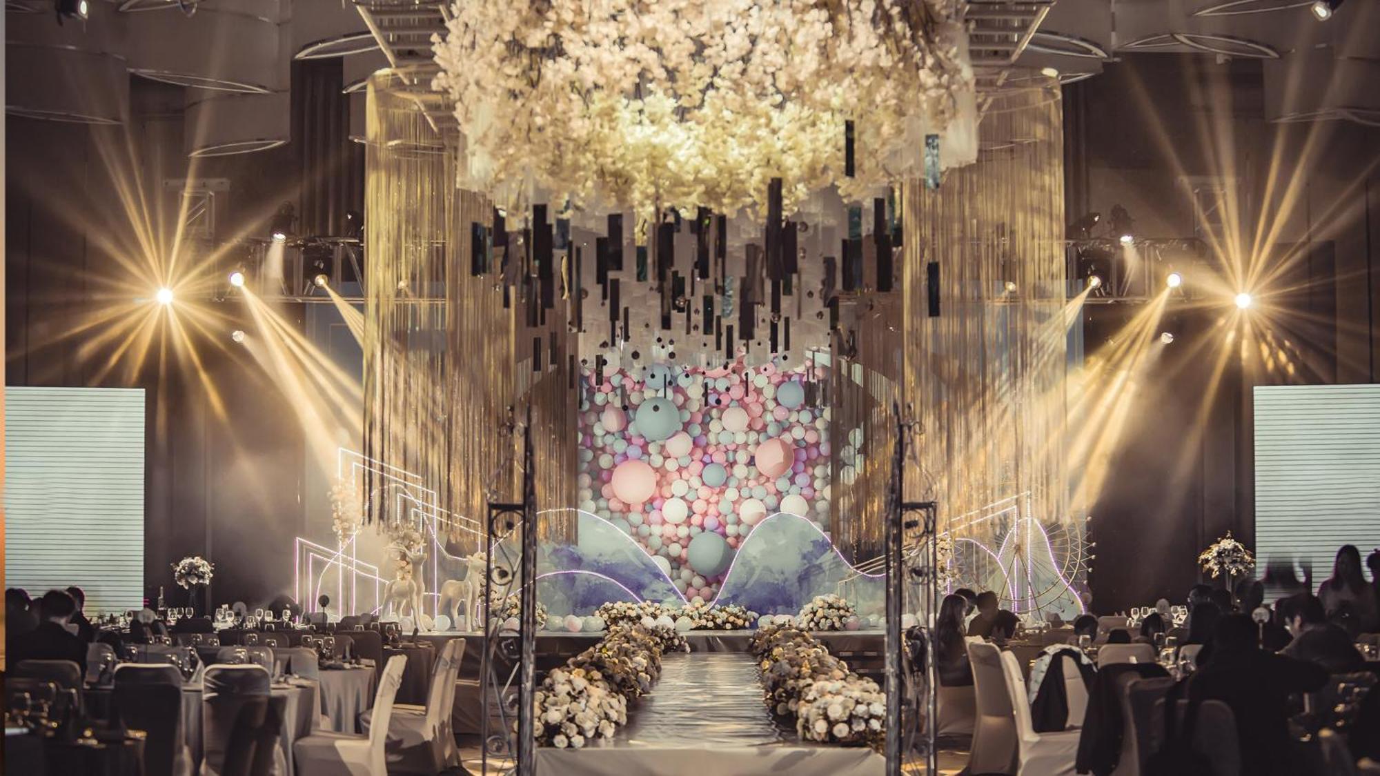Intercontinental Nantong By Ihg-Best View Of Yangtze Exterior photo